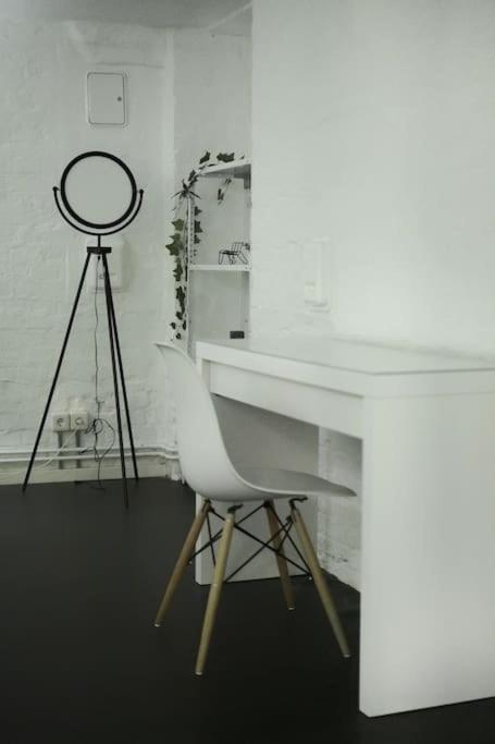 Central, Cozy & Beautiful Designed 2-Rooms Apt. Near River Berlin Dış mekan fotoğraf